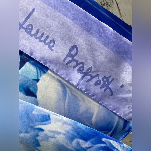 Laura Biagiotti Silk Floral Scarf Rectangle Italy - Picture 4 of 6